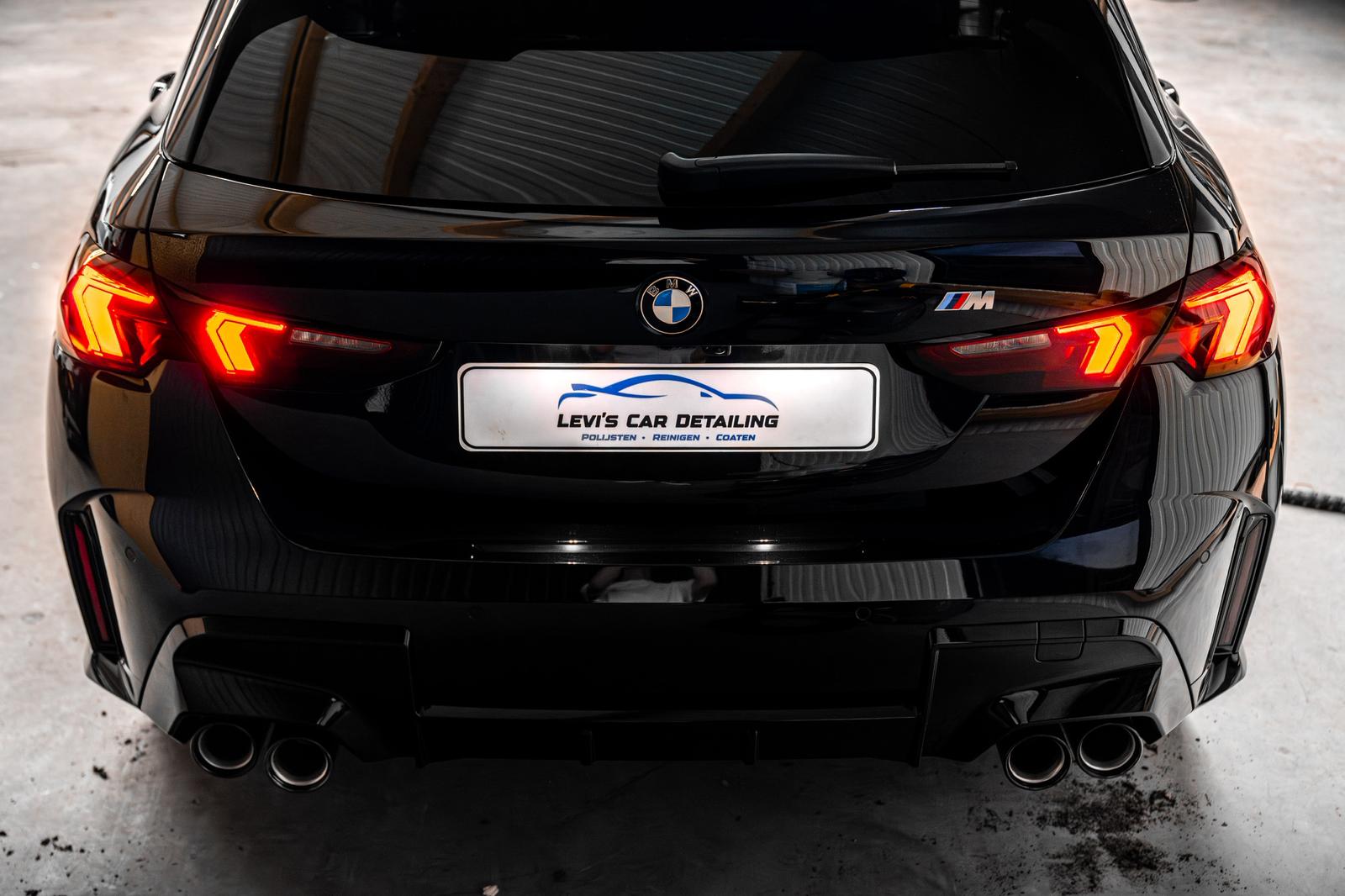 BMW M135 achteraanzicht
