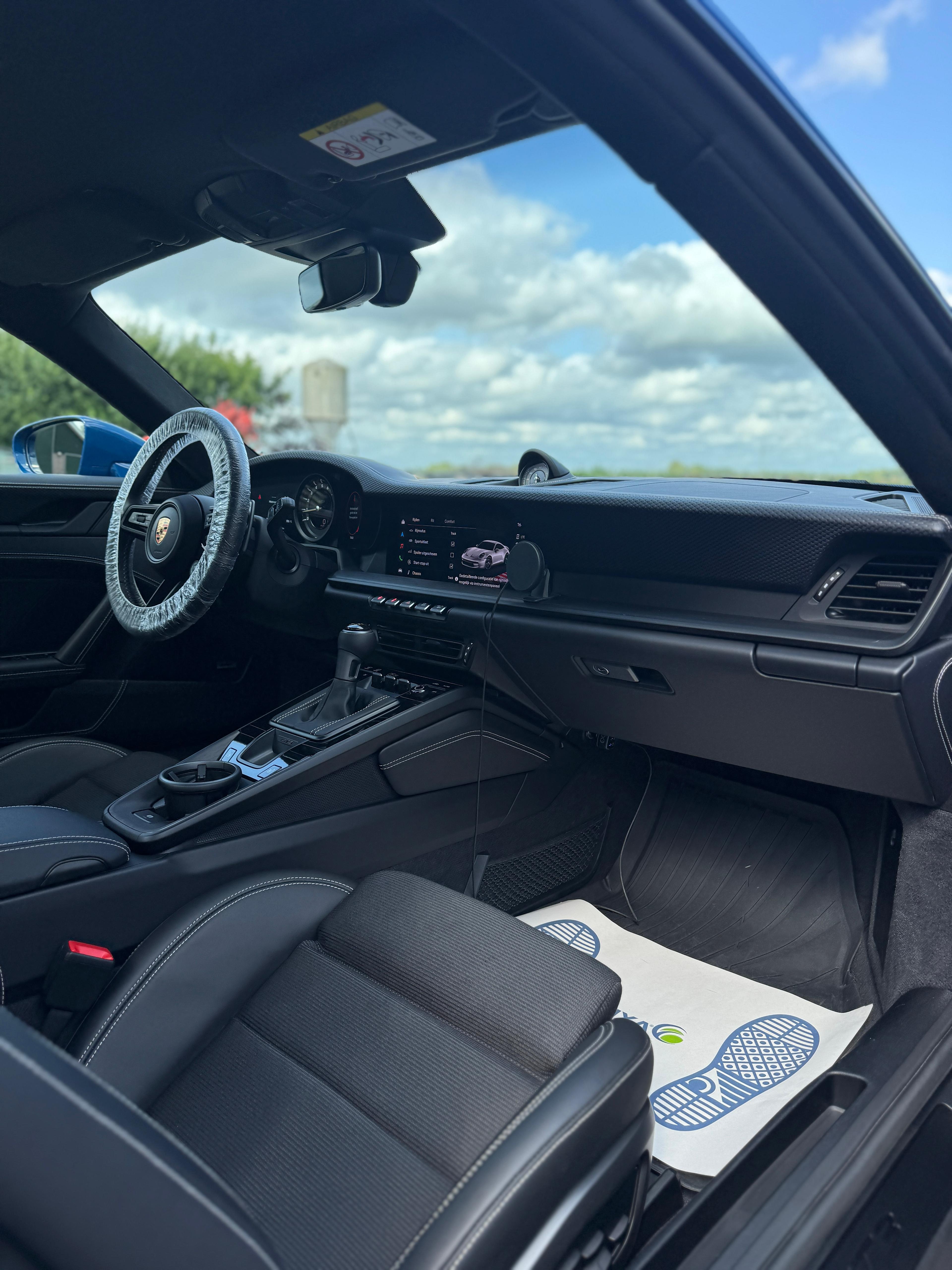Porsche 911 GT3 Touring interieur