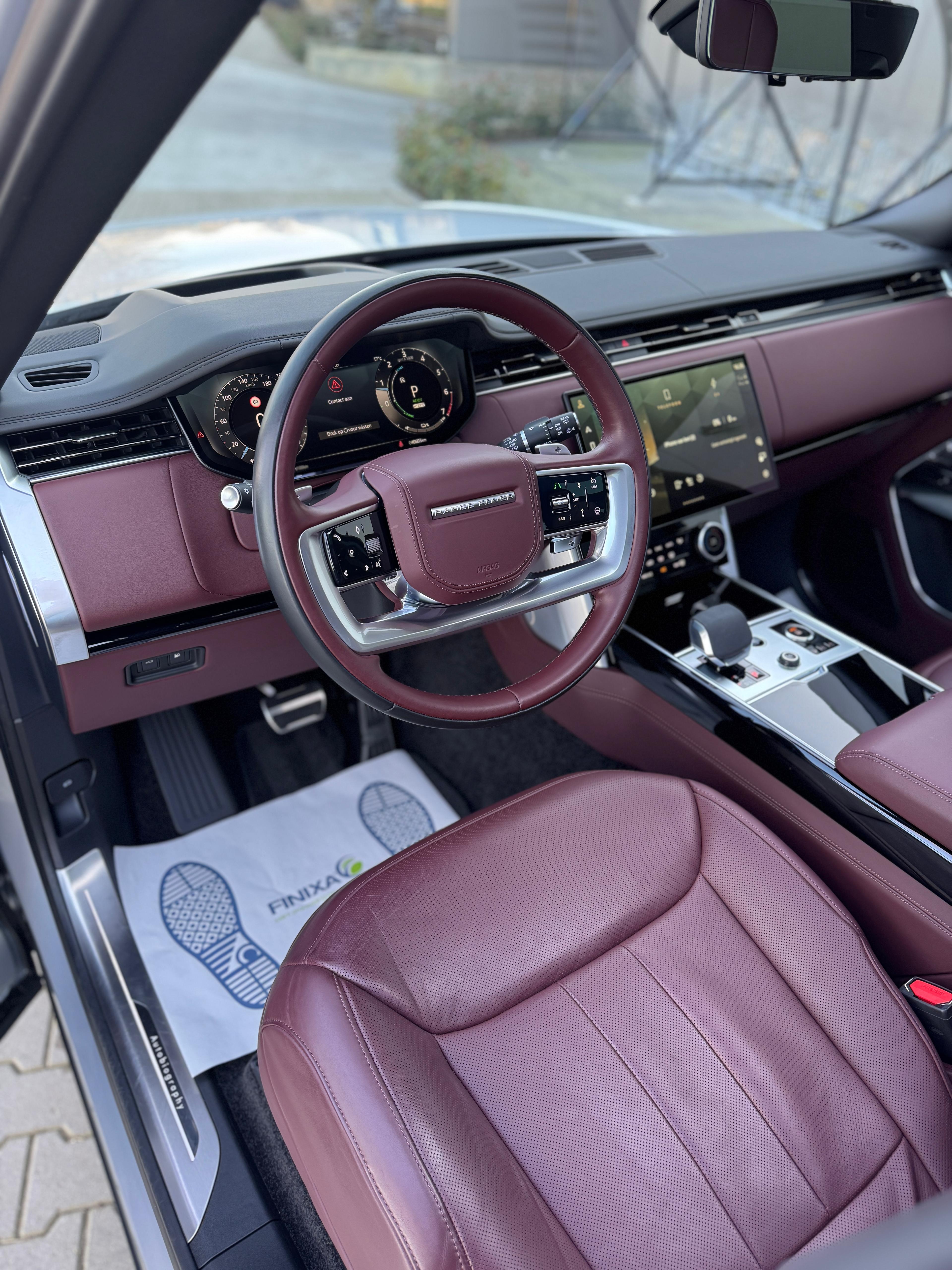 Range Rover Sport Autobiography interieur dashboard